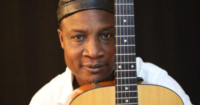 ADJIRI ODAMETEY TRIO im KulturKeller, Husum